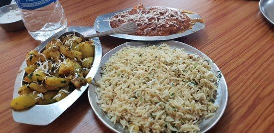 Khandelwal Pavitra Bhojanalay